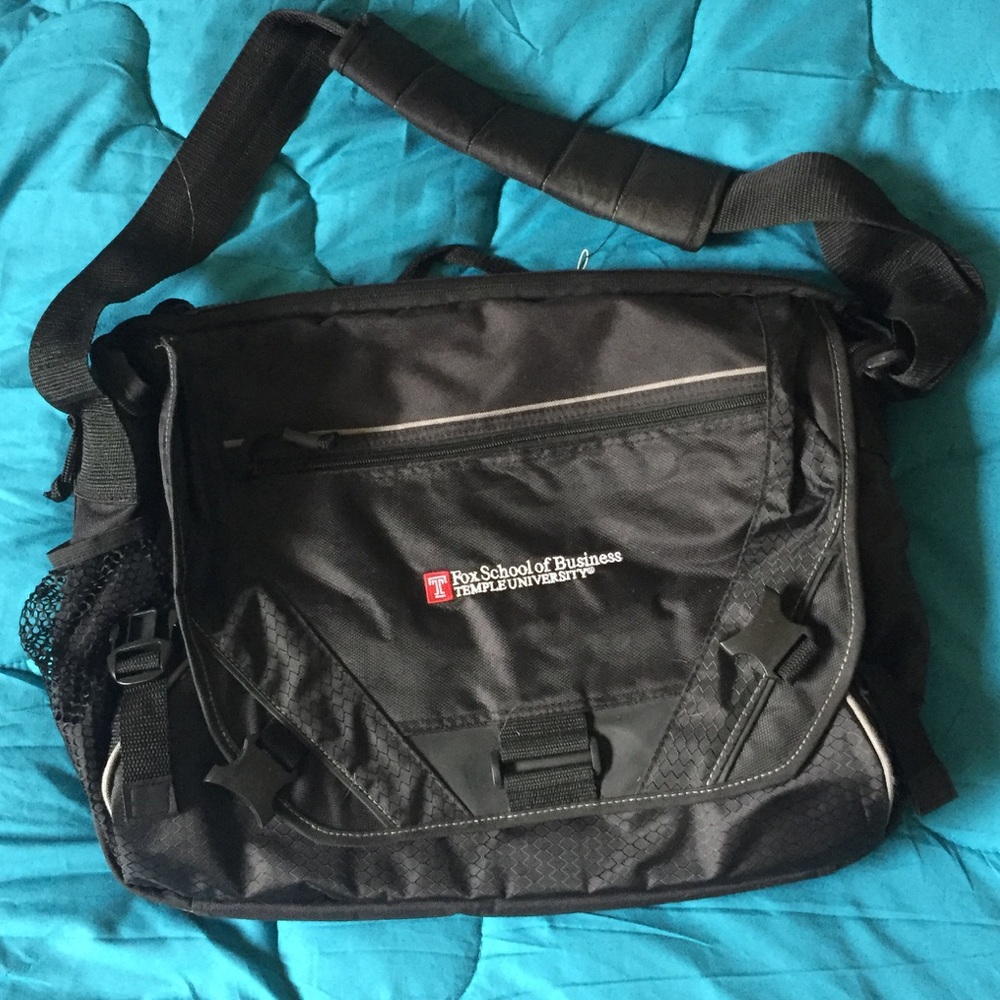 🎉3/$15🎉NEW Fox School of Business Laptop Bag
